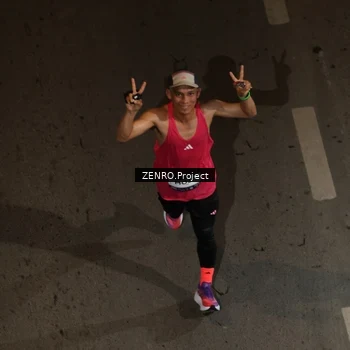 Runner Photo 7667469