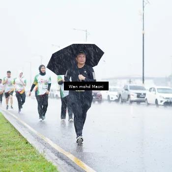 Runner Photo 7667474