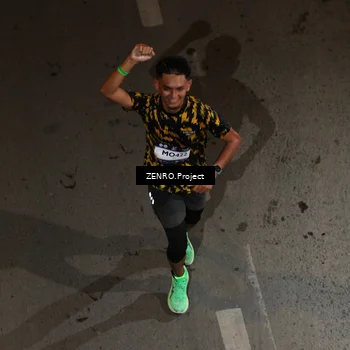 Runner Photo 7667475