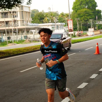 Runner Photo 7667479