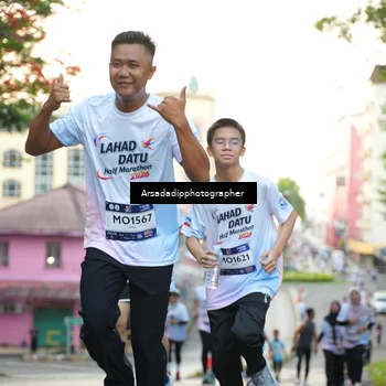 Runner Photo 7667501