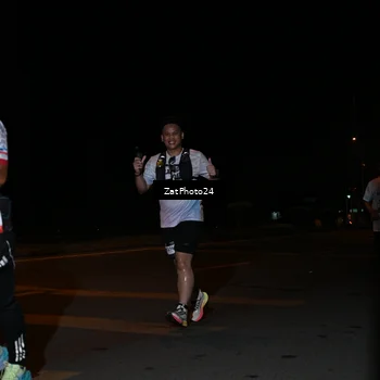 Runner Photo 7667511