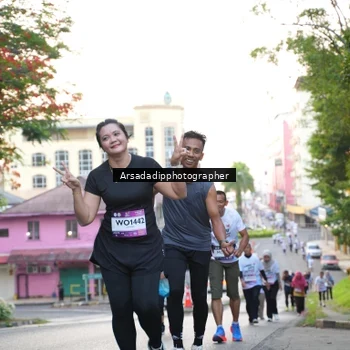 Runner Photo 7667530