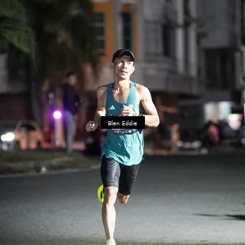 Runner Photo 7667546
