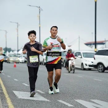 Runner Photo 7667548