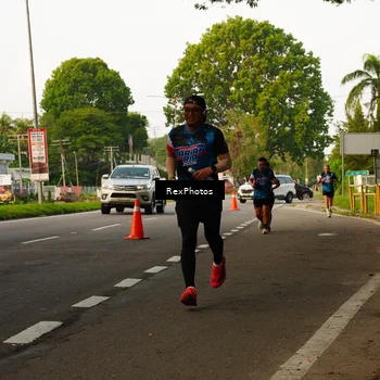 Runner Photo 7667557
