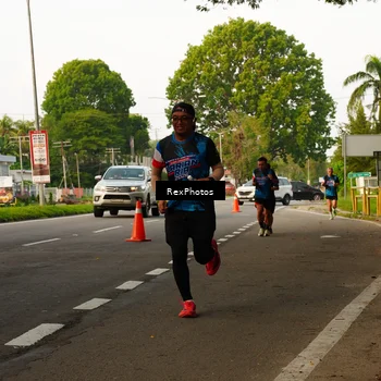 Runner Photo 7667569