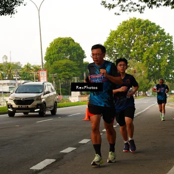 Runner Photo 7667578