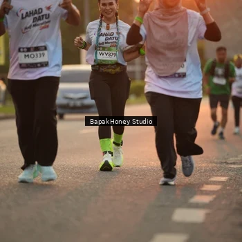 Runner Photo 7667580