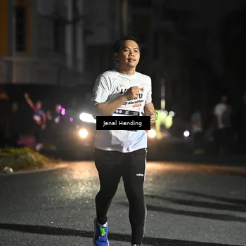 Runner Photo 7667606