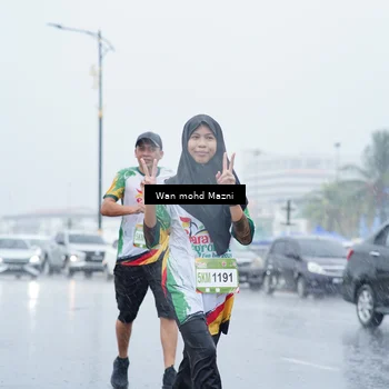 Runner Photo 7667615