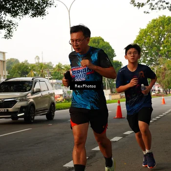 Runner Photo 7667620