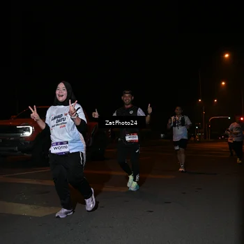 Runner Photo 7667633