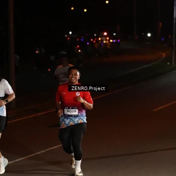 Runner Photo 7667639