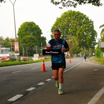 Runner Photo 7667644