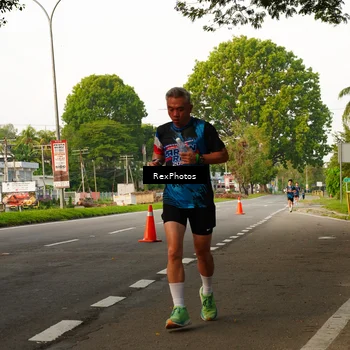 Runner Photo 7667654