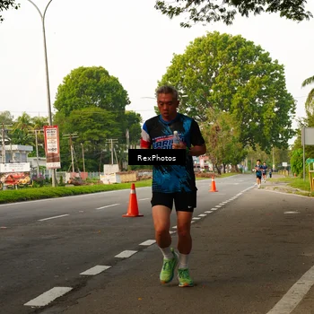 Runner Photo 7667659