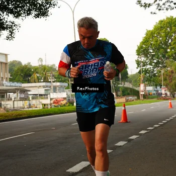 Runner Photo 7667665