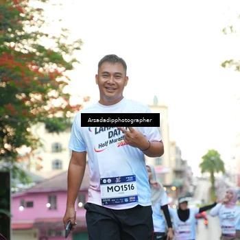 Runner Photo 7667669