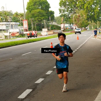 Runner Photo 7667688