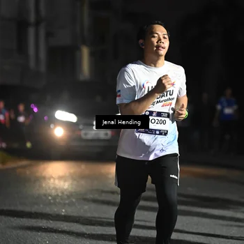 Runner Photo 7667701