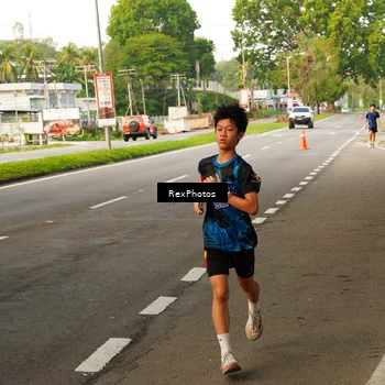Runner Photo 7667714