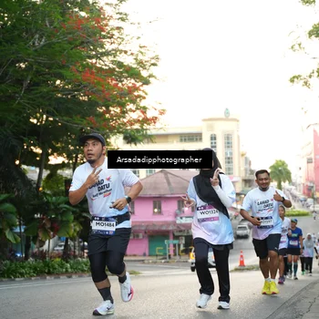 Runner Photo 7667716