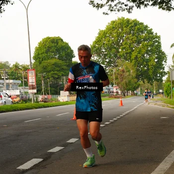 Runner Photo 7667724
