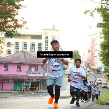 Runner Photo 7667753
