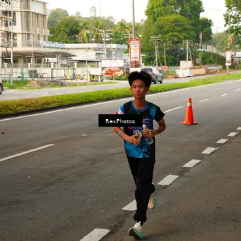Runner Photo 7667764