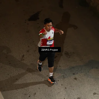 Runner Photo 7667768