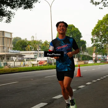 Runner Photo 7667783