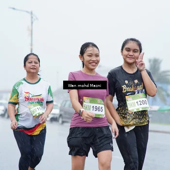 Runner Photo 7667840