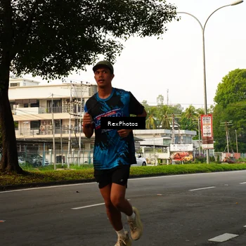 Runner Photo 7667843
