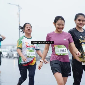 Runner Photo 7667846