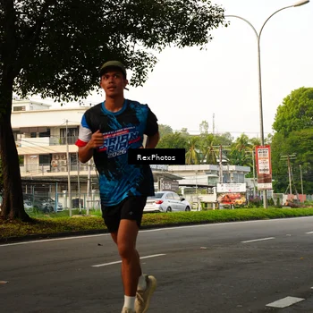 Runner Photo 7667863