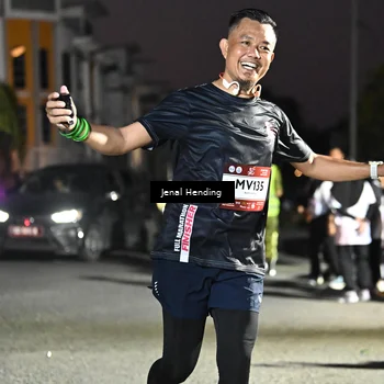 Runner Photo 7667872