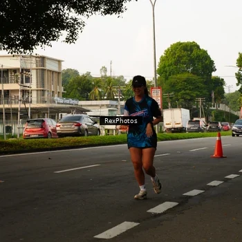Runner Photo 7667875