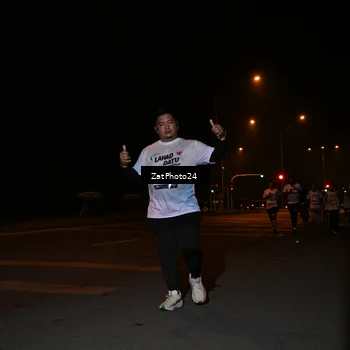 Runner Photo 7667878