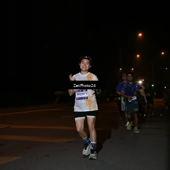 Runner Photo 7667898