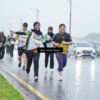 Runner Photo 7667902
