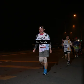 Runner Photo 7667931