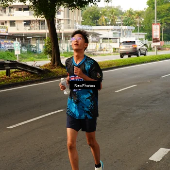 Runner Photo 7667938