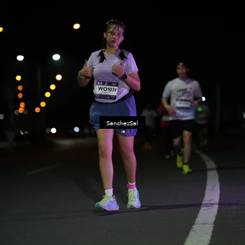 Runner Photo 7667943