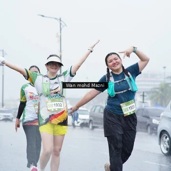 Runner Photo 7667945