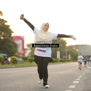 Runner Photo 7667955