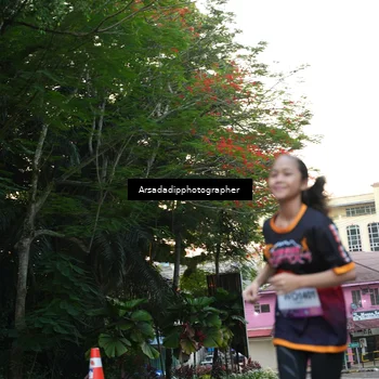 Runner Photo 7667963