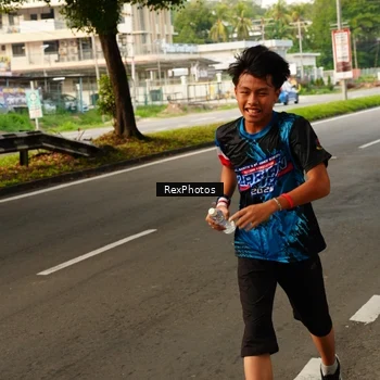 Runner Photo 7667964