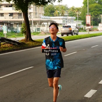 Runner Photo 7667965