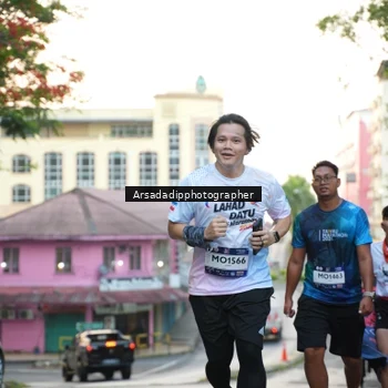 Runner Photo 7668019